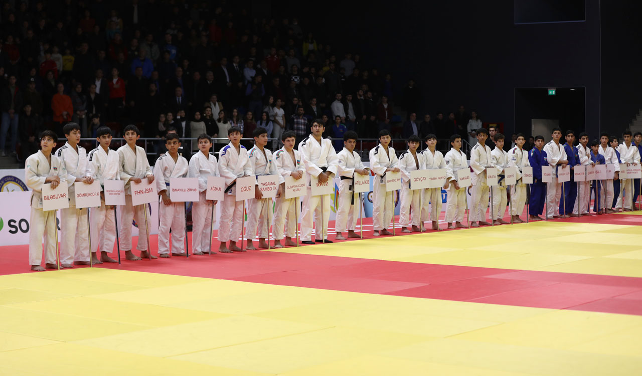 img/posts/judo-club-2012-ilin-son-yarisini-12-medalla-basa-vurdu-2019-12-27-001805/1.jpg