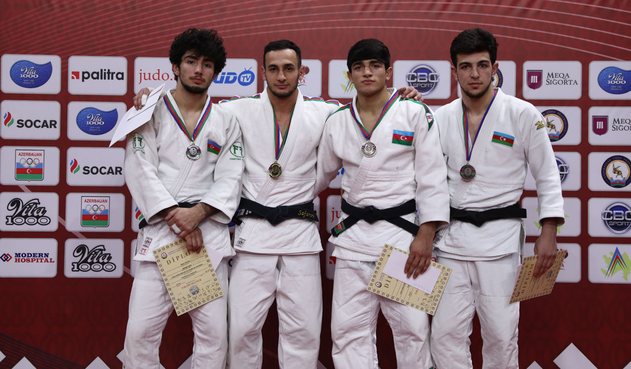 img/posts/judo-club-2012-ilin-son-yarisini-12-medalla-basa-vurdu-2019-12-27-001805/7.jpg