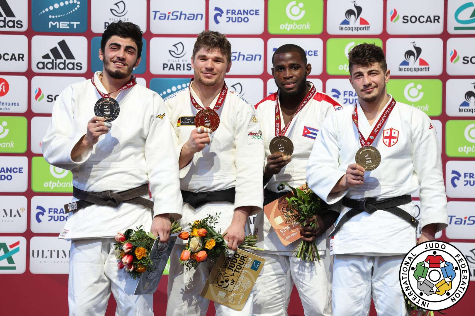 img/posts/judo-club-2012-uzvleri-boyuk-debilqe-turnirinde-2-medal-qazandilar-2023-02-06-142514/6.jpg