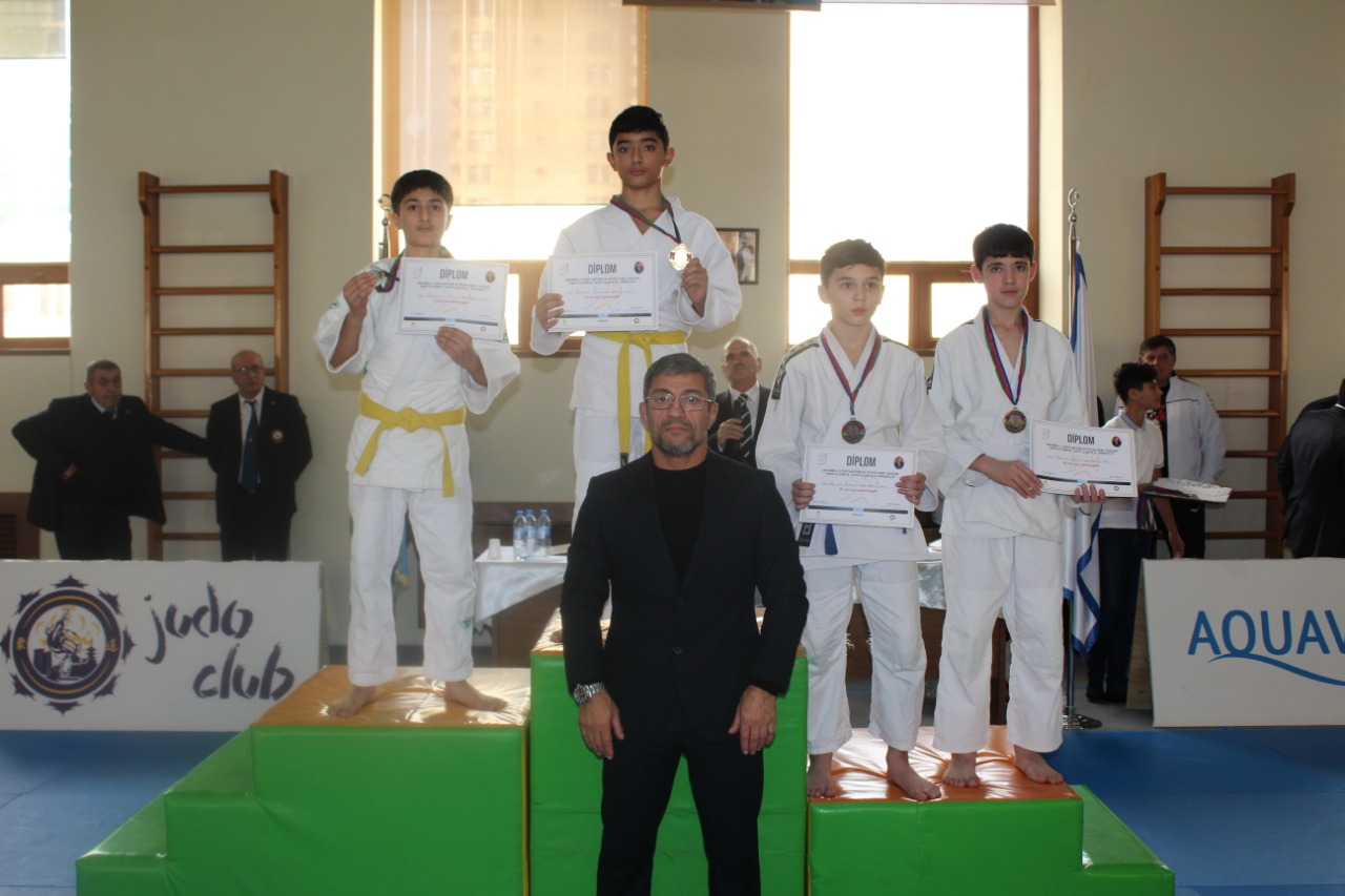 img/posts/judo-club-2012de-umummilli-lider-heyder-eliyevin-anim-gunune-hesr-olunmus-cudo-turniri-kecirilib-2019-12-02-005910/7.jpg