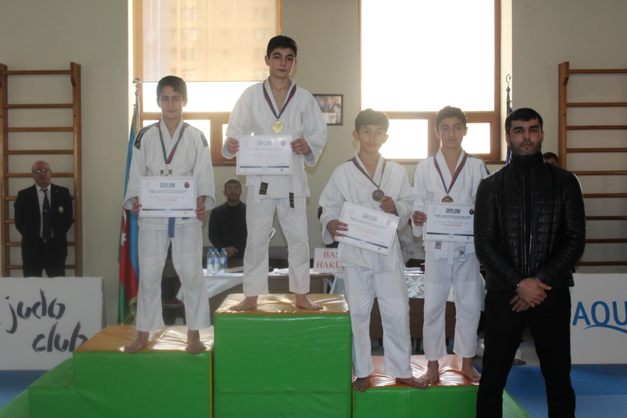 img/posts/judo-club-2012de-umummilli-lider-heyder-eliyevin-anim-gunune-hesr-olunmus-cudo-turniri-kecirilib-2019-12-02-005910/8.jpg