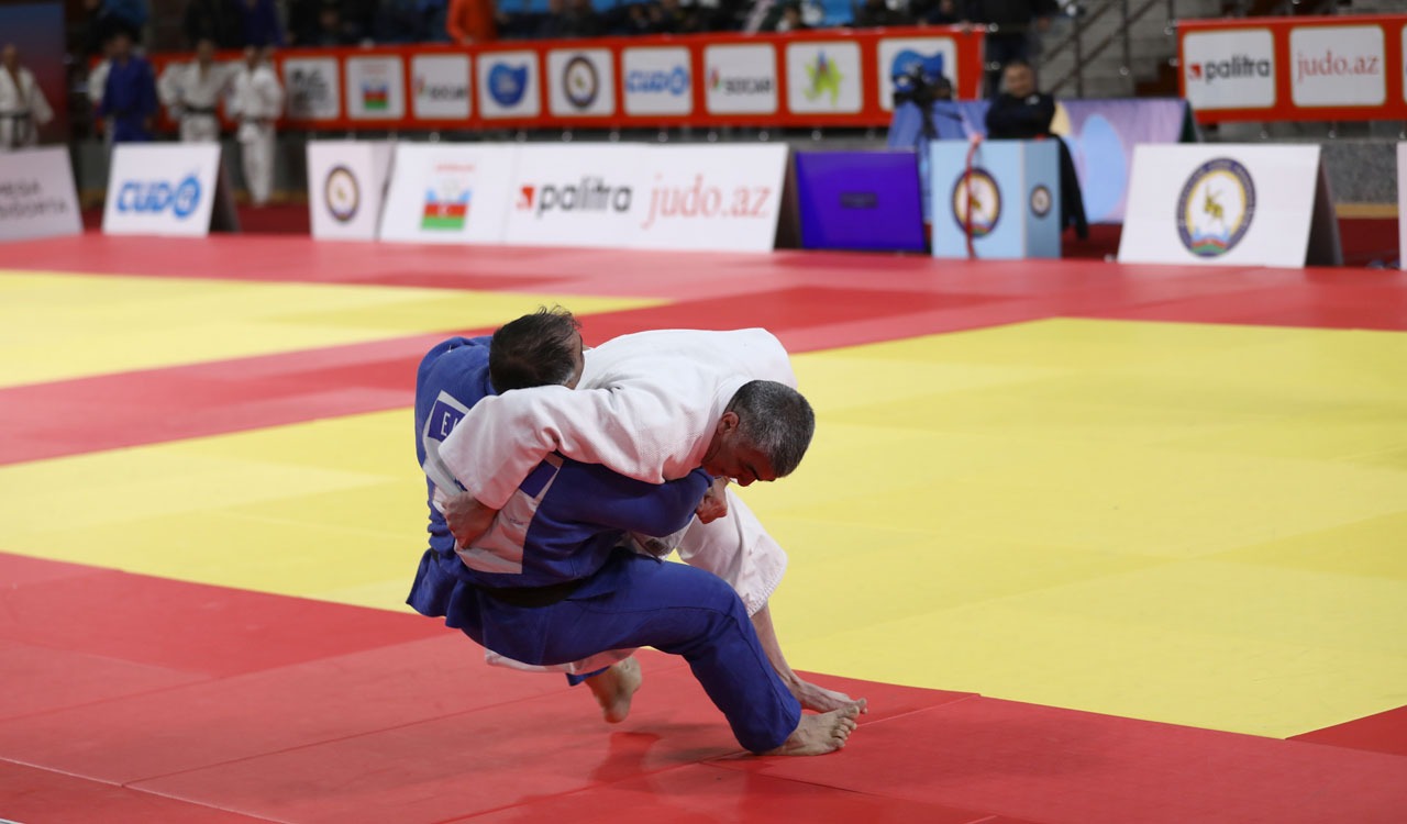img/posts/judo-club-2012nin-usta-cudoculari-azerbaycan-cempionatini-16-medalla-basa-vurub-2020-03-04-141538/4.jpg
