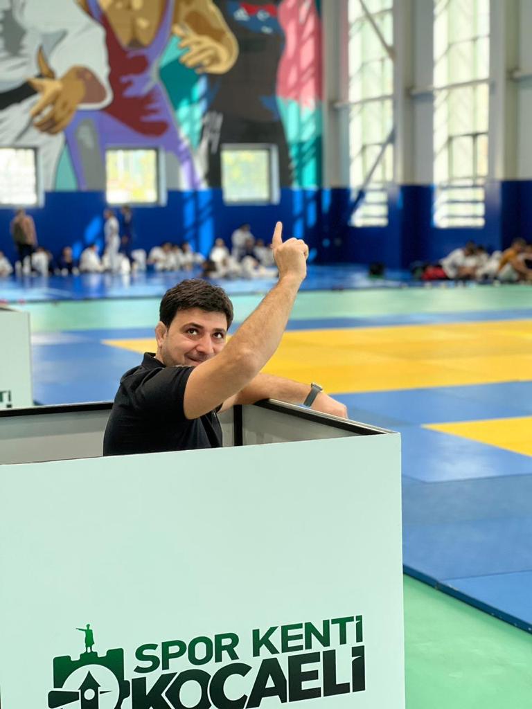 img/posts/judo-club-2012nin-yetirmeleri-turkiyeden-16-medalla-qayidiblar-2022-10-04-223312/5.jpg